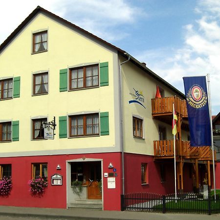 Hotel Pension Stern Bad Buchau Bagian luar foto