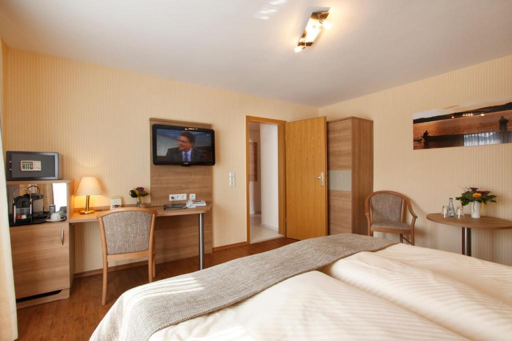 Hotel Pension Stern Bad Buchau Ruang foto