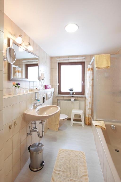 Hotel Pension Stern Bad Buchau Ruang foto