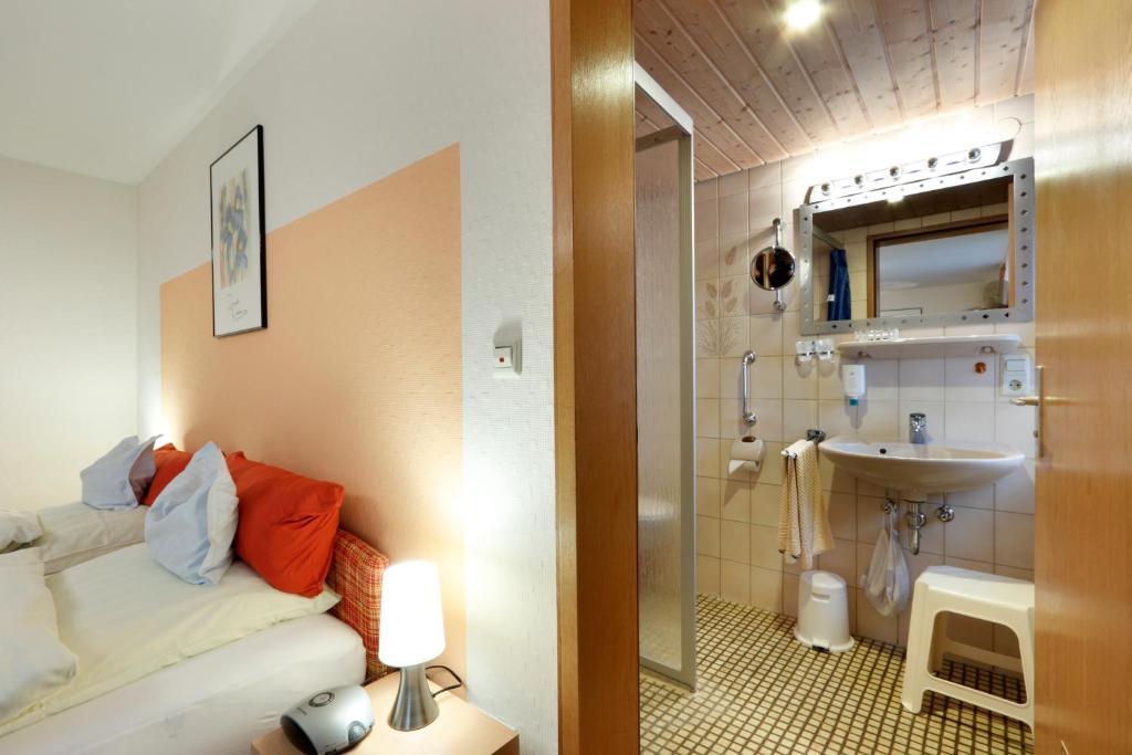 Hotel Pension Stern Bad Buchau Ruang foto