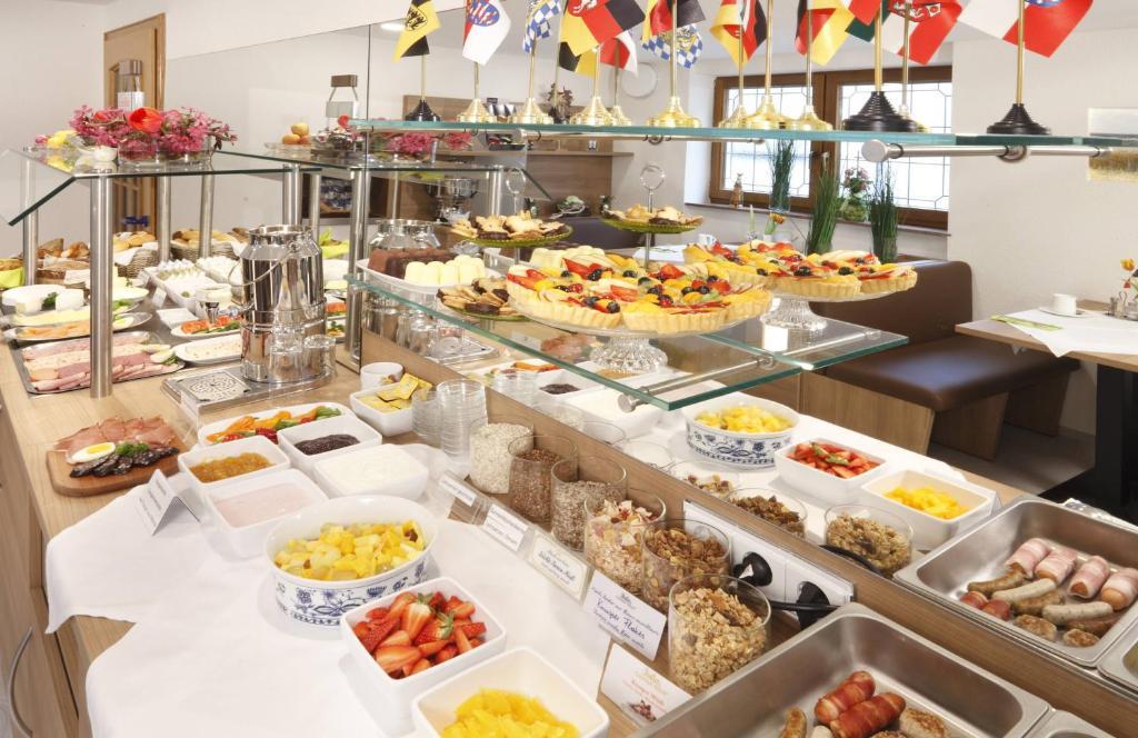 Hotel Pension Stern Bad Buchau Bagian luar foto